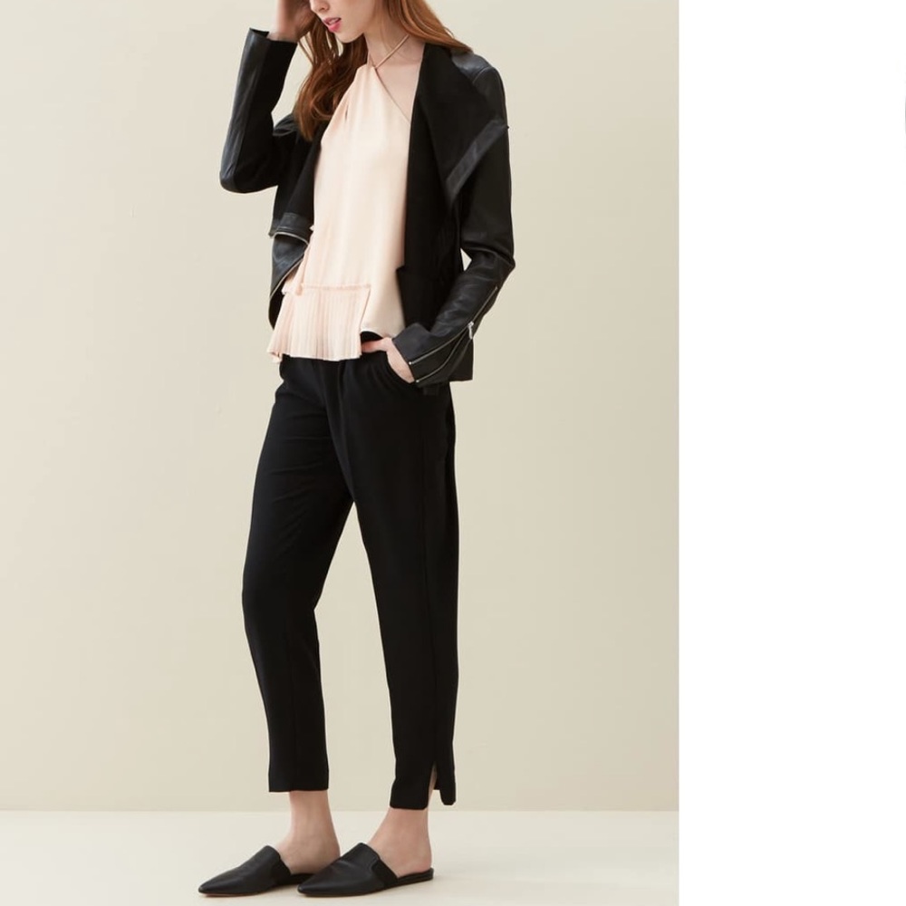 Trouve High Waist Pleat Front Crop Pants